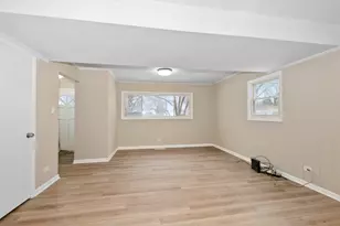 165 Nashua St, Park Forest, IL 60466 - Photo 6