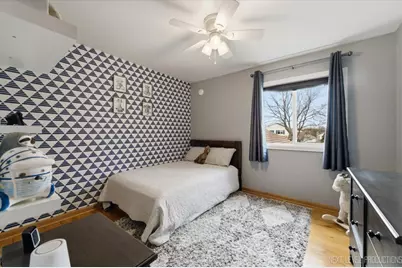 517 Danbury Drive, Carol Stream, IL 60188 - Photo 20