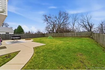 517 Danbury Drive, Carol Stream, IL 60188 - Photo 26