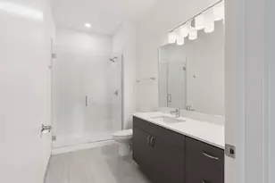 246 Green Bay Rd, Highwood, IL 60040 - Photo 8