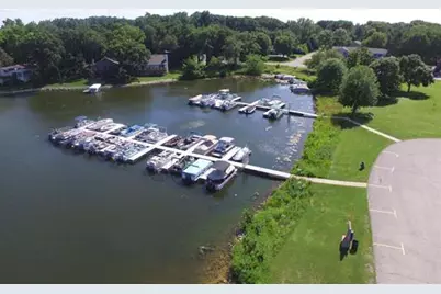 100 SW Thornhill Drive, Poplar Grove, IL 61065 - Photo 50