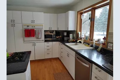 100 SW Thornhill Drive, Poplar Grove, IL 61065 - Photo 20