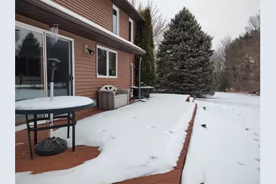 100 SW Thornhill Drive, Poplar Grove, IL 61065 - Photo 4