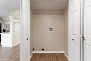 653 Serendipity Dr, Aurora, IL 60504 - Photo 12