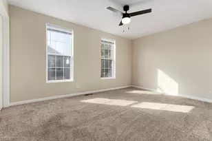 653 Serendipity Dr, Aurora, IL 60504 - Photo 14