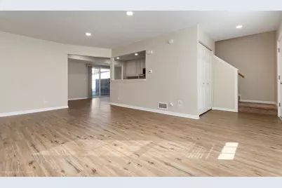 653 Serendipity Drive, Aurora, IL 60504 - Photo 4