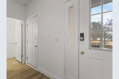 209 Huntington Court, Oswego, IL 60543 - Photo 6