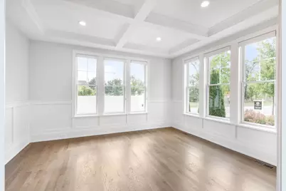 469 S Sunnyside Avenue, Elmhurst, IL 60126 - Photo 4