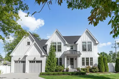 469 S Sunnyside Avenue, Elmhurst, IL 60126 - Photo 2