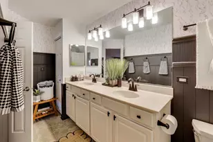 552 Lincoln Station Dr, Oswego, IL 60543 - Photo 12