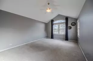 510 Harlowe Ln, Naperville, IL 60565 - Photo 26