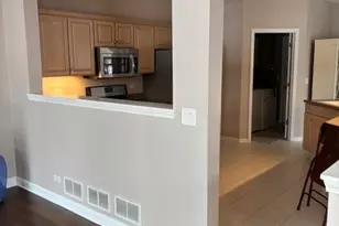 510 Harlowe Ln, Naperville, IL 60565 - Photo 6