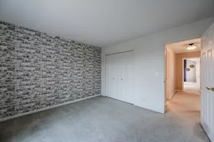 510 Harlowe Ln, Naperville, IL 60565 - Photo 16