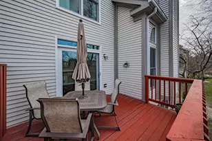 510 Harlowe Ln, Naperville, IL 60565 - Photo 42