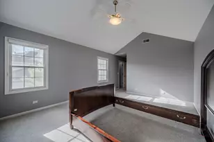 510 Harlowe Ln, Naperville, IL 60565 - Photo 28