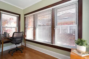 1464 W Argyle St, Chicago, IL 60640 - Photo 8