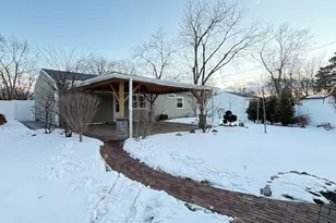 804 Hillside Dr, Streamwood, IL 60107 - Photo 32