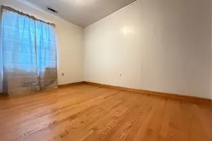 804 Hillside Dr, Streamwood, IL 60107 - Photo 6