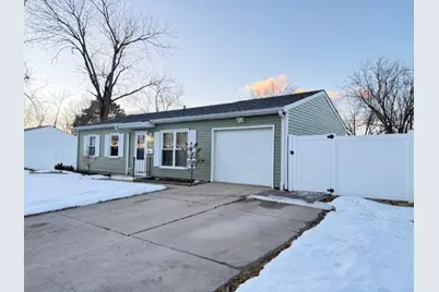 804 Hillside Drive, Streamwood, IL 60107 - Photo 2