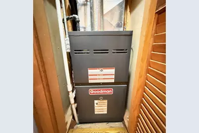 804 Hillside Drive, Streamwood, IL 60107 - Photo 10