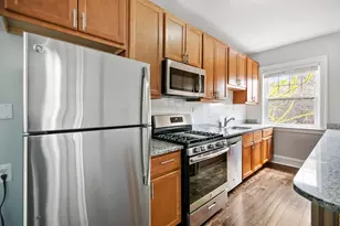 1100 W Glenlake Ave, Chicago, IL 60660 - Photo 4