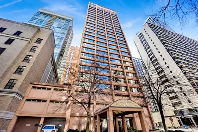 247 E Chestnut Street #1201, Chicago, IL 60611 - Photo 2