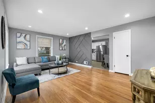 70 N Laverne Ave, Hillside, IL 60162 - Photo 2