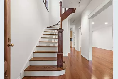 5401 S Maryland Avenue, Chicago, IL 60615 - Photo 2