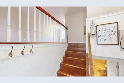 304 Jackson Street, Bartlett, IL 60103 - Photo 4