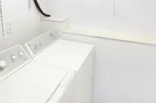 304 Jackson St, Bartlett, IL 60103 - Photo 18