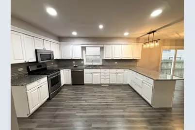 1101 N Princeton Avenue, Villa Park, IL 60181 - Photo 4