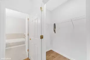 640 McHenry Rd, Wheeling, IL 60090 - Photo 16