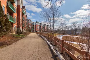 640 McHenry Rd, Wheeling, IL 60090 - Photo 28