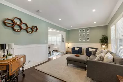 930 N Taylor Avenue, Oak Park, IL 60302 - Photo 4