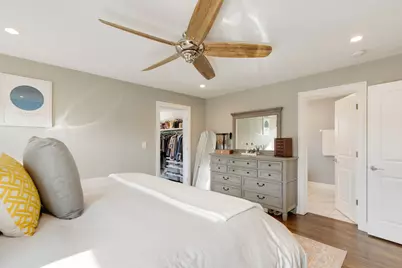 930 N Taylor Avenue, Oak Park, IL 60302 - Photo 20