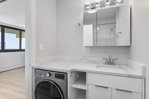 6166 N Sheridan Rd, Chicago, IL 60660 - Photo 10