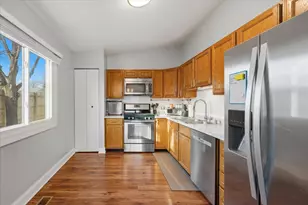 1690 Cape Breton Ct, Hoffman Estates, IL 60192 - Photo 6