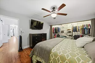 1690 Cape Breton Ct, Hoffman Estates, IL 60192 - Photo 8