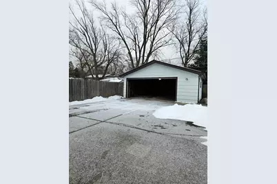 209 Indiana Street, Park Forest, IL 60466 - Photo 22