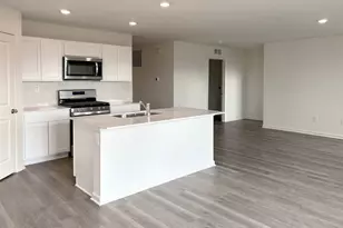 6292 Redwood Trl, Wonder Lake, IL 60097 - Photo 4