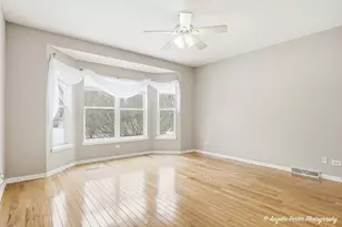 54 Rocking Horse Ln, Grayslake, IL 60030 - Photo 16