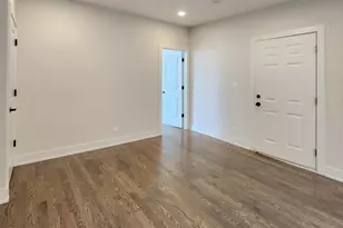 [Address not provided], Chicago, IL 60622 - Photo 6