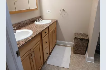 210 N Des  Plaines Avenue N #D, Forest Park, IL 60130 - Photo 20