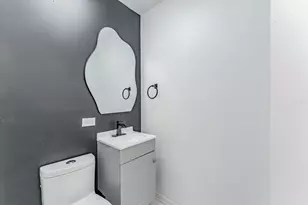 1348 Hartford St, Glendale Heights, IL 60139 - Photo 8