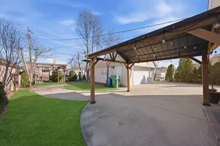 8215 Austin Ave, Burbank, IL 60459 - Photo 52