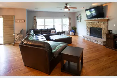 3S241 Williams Road, Warrenville, IL 60555 - Photo 4