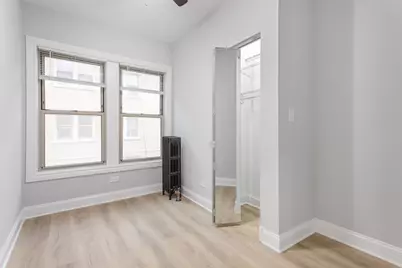 1635 W Chase Avenue #1M, Chicago, IL 60626 - Photo 8