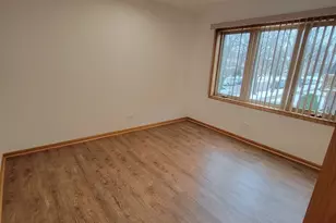 10418 S Keating Ave, Oak Lawn, IL 60453 - Photo 8