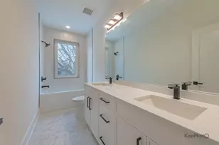 4017 N Albany Ave, Chicago, IL 60618 - Photo 28