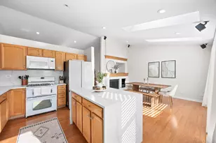 1973 Eastwick Ln, Aurora, IL 60503 - Photo 14